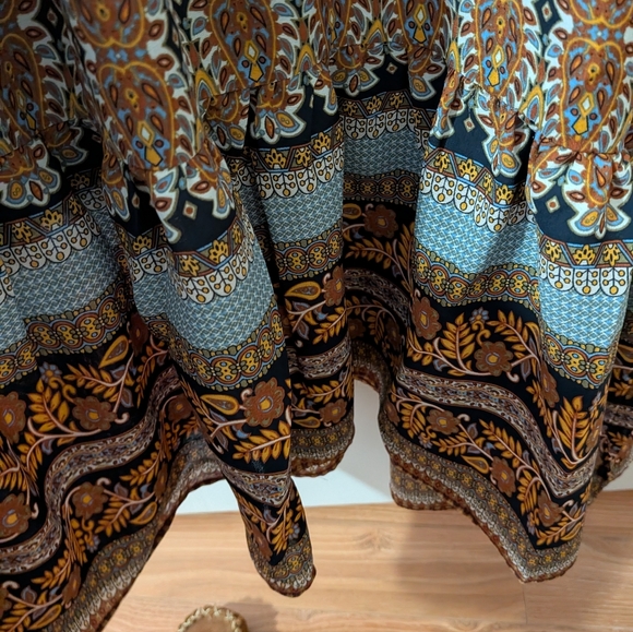 Cleo Long Sleeve Maxi Dress - Brown and Blue - Picture 4 of 11